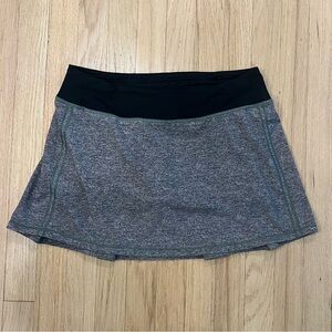 Lululemon SIZE 8 Pace Rival MID RISE SKIRT Gray, lined w shorts 🎾